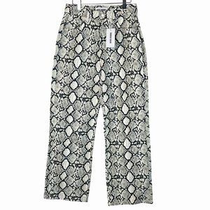 Disclosure Jeans Size 9/29 Snake Print Baggy High-Waisted Relaxed Fit NWT's